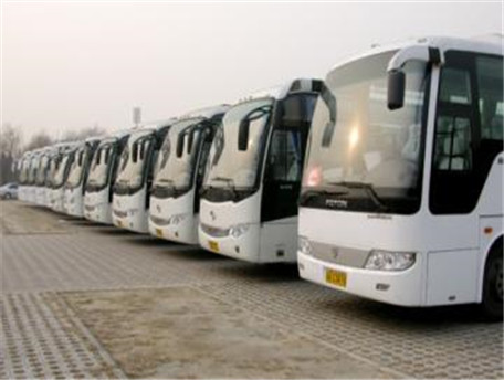鄭州包車(chē)服務(wù):小巴/大巴/中巴租賃出租河南外事旅游大巴車(chē)更專(zhuān)業(yè)